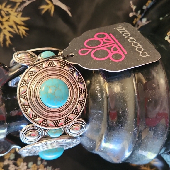 paparazzi Jewelry - Paparazzi Turquoise Cracklestone Bracelet